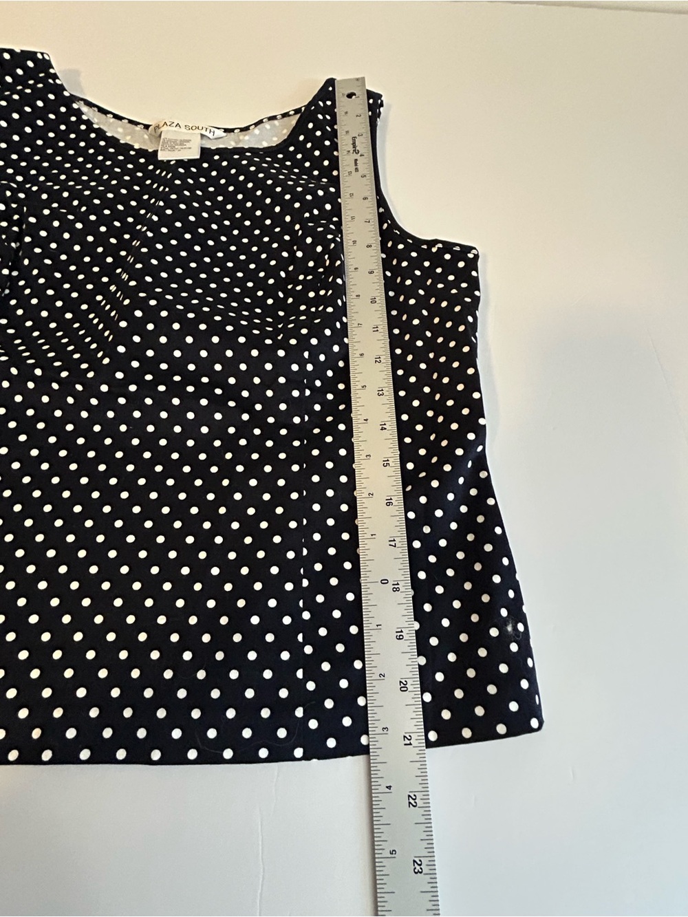 Sleeveless Black and white Polka Dot Tank Top - Picture 5 of 5